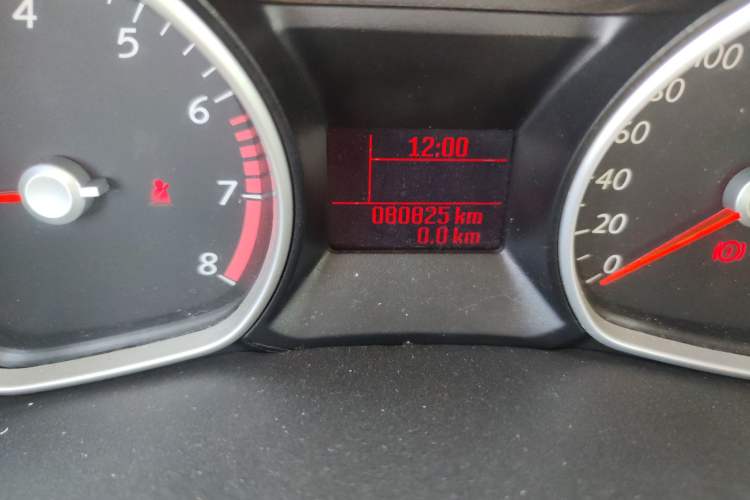 Used Ford Mondeo 2013 2.3L Fashion Edition Odometer Close Up