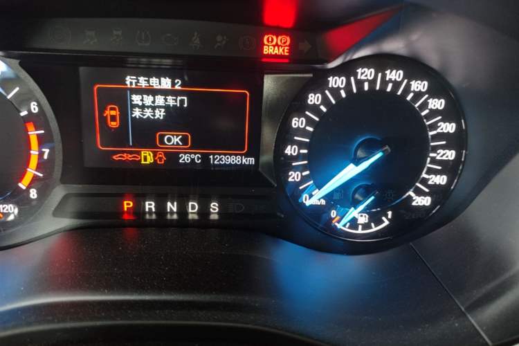 Used Ford Mondeo 2013 1.5L GTDi180 Fashion Edition Odometer Close Up