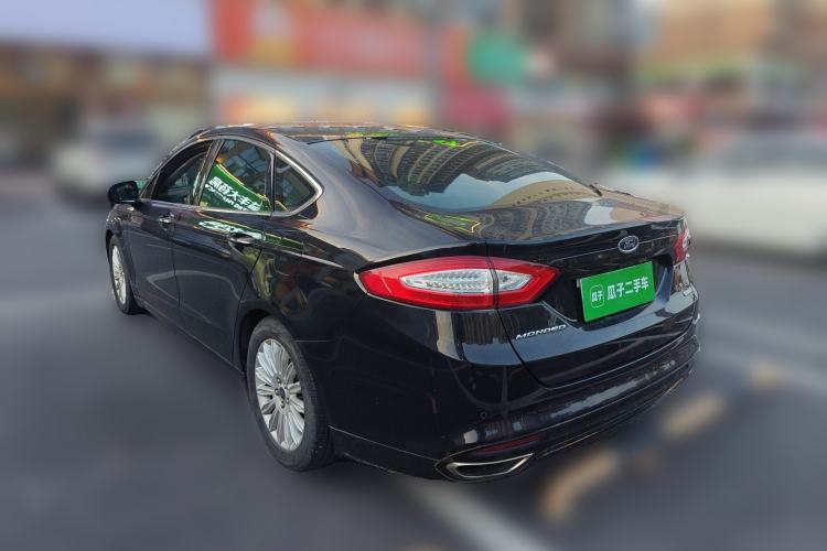Used Ford Mondeo 2013 2.0L GTDi 200 Luxury Model Rear Left 45 Deg