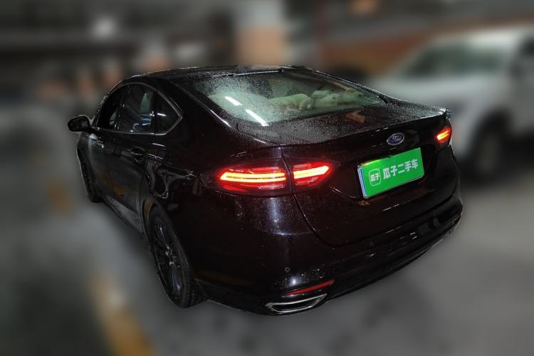 Used Ford Mondeo 2013 2.0L GTDi 200 Luxury Model Rear Left 45 Deg
