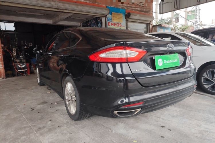 Used Ford Mondeo 2013 2.0L GTDi 200 Luxury Model Rear Left 45 Deg