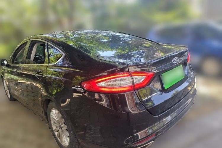 Used Ford Mondeo 2013 2.0L GTDi 200 Luxury Model Rear Left 45 Deg