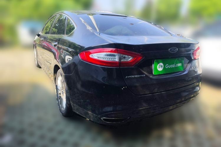 Used Ford Mondeo 2013 2.0L GTDi 200 Luxury Model Rear Left 45 Deg