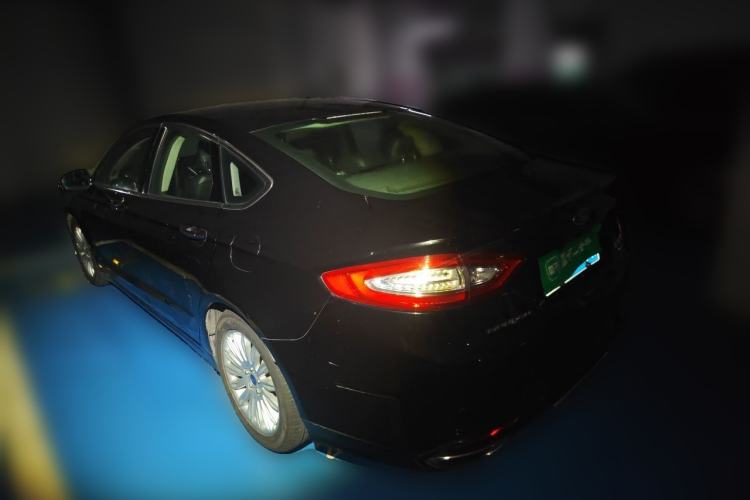 Used Ford Mondeo 2013 2.0L GTDi 200 Fashion Edition Rear Left 45 Deg