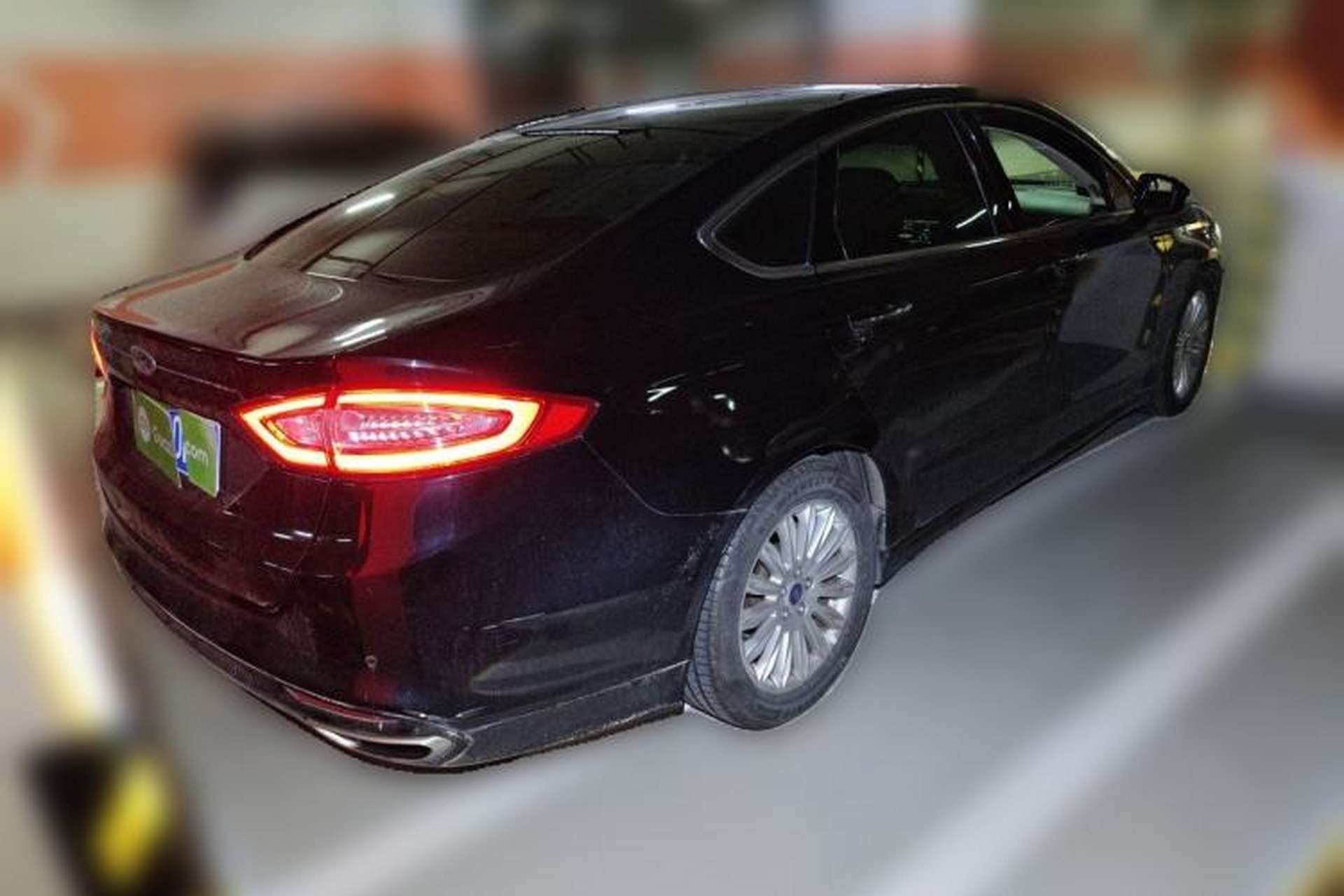 Used Ford Mondeo 2013 2.0L GTDi 200 Luxury Model Rear Right 45 Deg