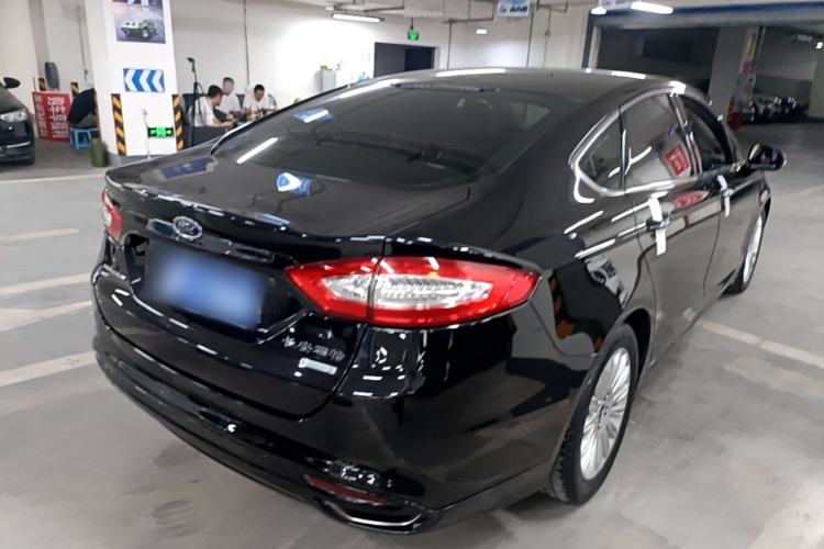 Used Ford Mondeo 2013 2.0L GTDi 200 Fashion Edition Rear Right 45 Deg