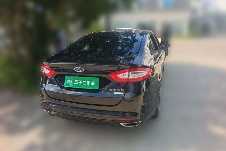 Used Ford Mondeo 2013 2.0L GTDi 200 Luxury Model Rear Right 45 Deg