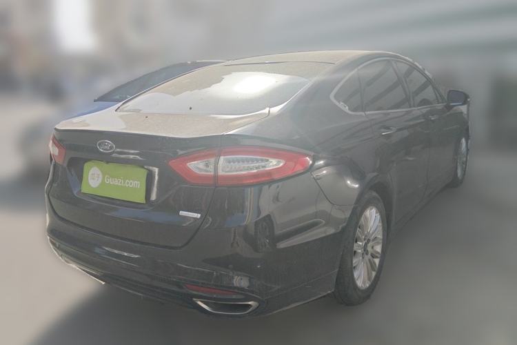 Used Ford Mondeo 2013 2.0L GTDi 200 Luxury Model Rear Right 45 Deg