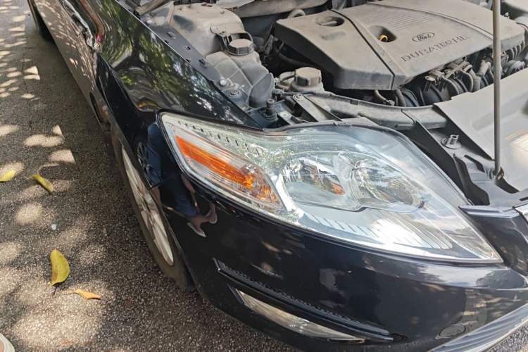 Used Ford Mondeo 2013 2.3L Fashion Edition Right Front Headlight