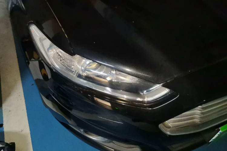 Used Ford Mondeo 2013 1.5L GTDi180 Fashion Edition Right Front Headlight