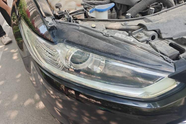Used Ford Mondeo 2013 1.5L GTDi180 Fashion Edition Right Front Headlight