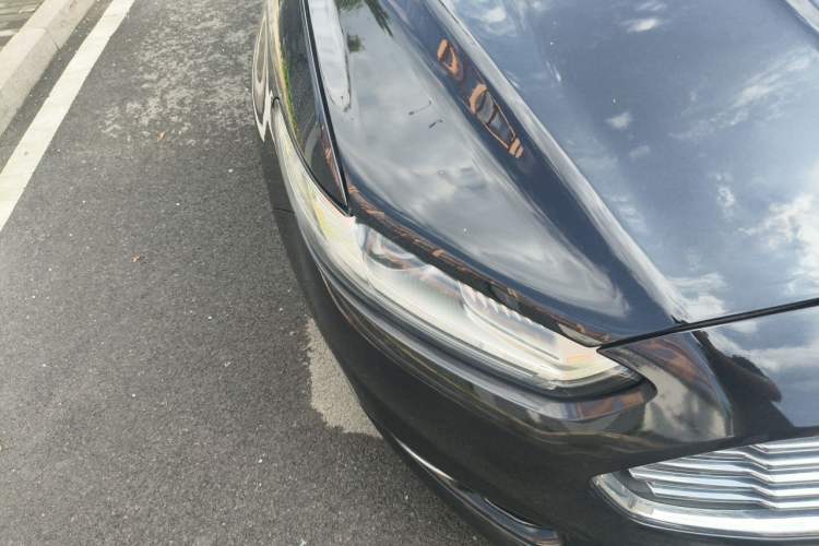 Used Ford Mondeo 2013 2.0L GTDi 200 Fashion Edition Right Front Headlight