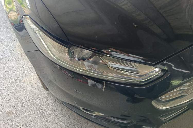 Used Ford Mondeo 2013 2.0L GTDi 200 Fashion Edition Right Front Headlight
