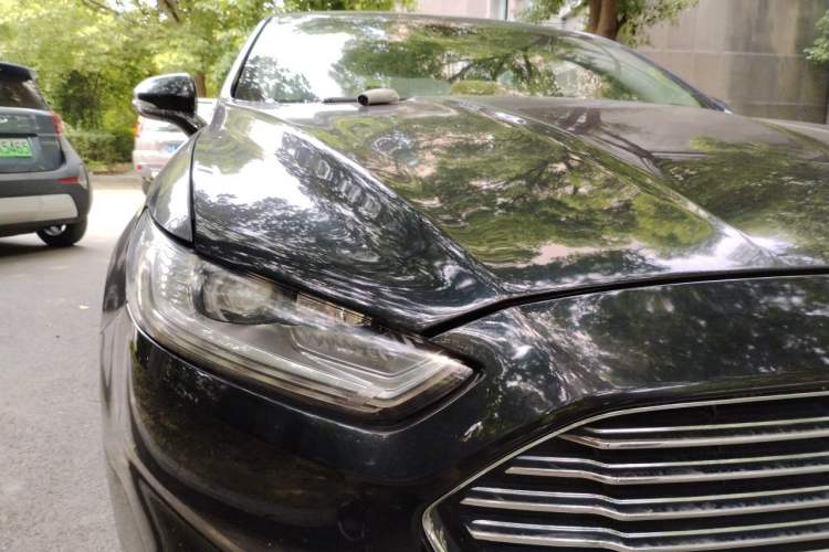 Used Ford Mondeo 2013 2.0L GTDi 200 Luxury Model Right Front Headlight