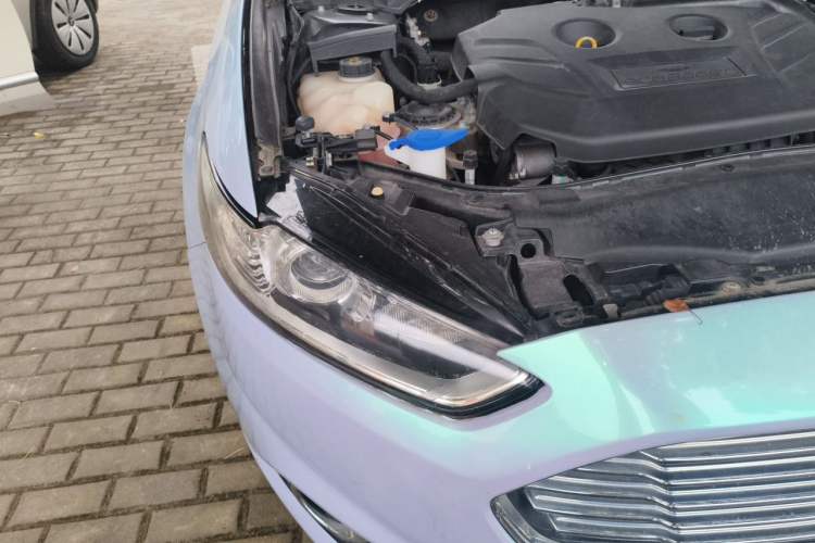 Used Ford Mondeo 2013 2.0L GTDi 200 Fashion Edition Right Front Headlight