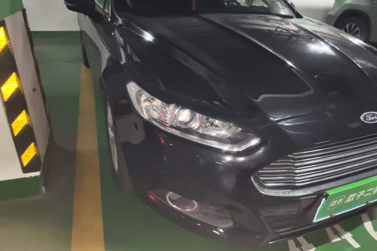 Used Ford Mondeo 2013 1.5L GTDi180 Fashion Edition Right Front Headlight