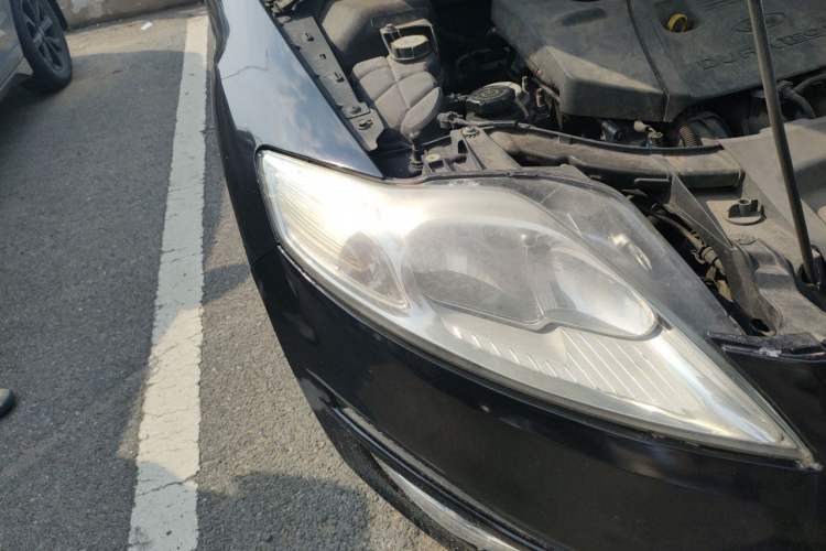 Used Ford Mondeo 2013 2.3L Luxury Model Right Front Headlight