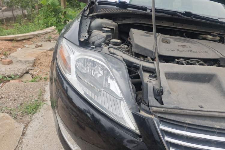 Used Ford Mondeo 2013 2.3L Fashion Edition Right Front Headlight