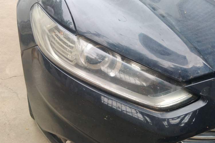 Used Ford Mondeo 2013 2.0L GTDi 200 Fashion Edition Right Front Headlight