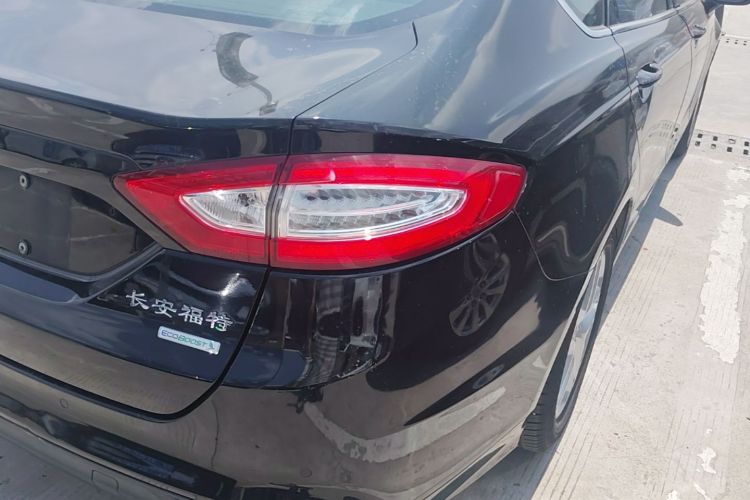 Used Ford Mondeo 2013 1.5L GTDi180 Fashion Edition Right Rear Taillight