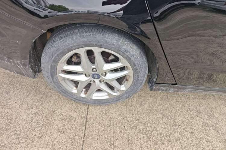 Used Ford Mondeo 2013 1.5L GTDi180 Fashion Edition Right Rear Wheel Hub