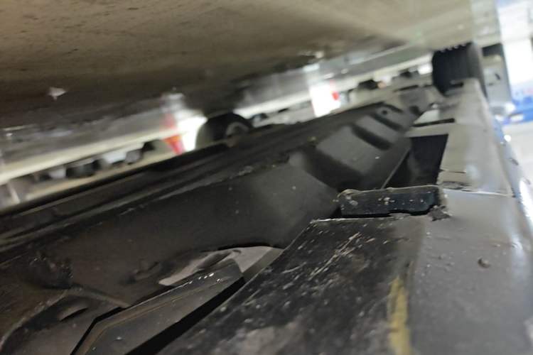 Used Ford Mondeo 2013 2.0L GTDi 200 Luxury Model Right Side Sill