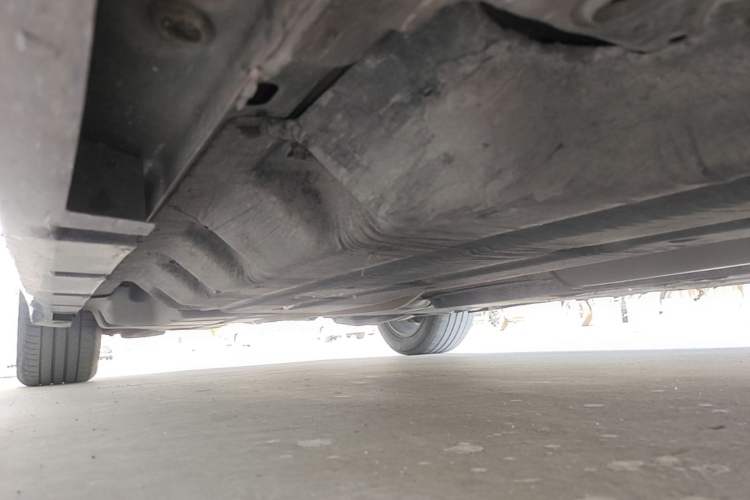 Used Ford Mondeo 2013 2.0L GTDi 200 Fashion Edition Right Side Sill