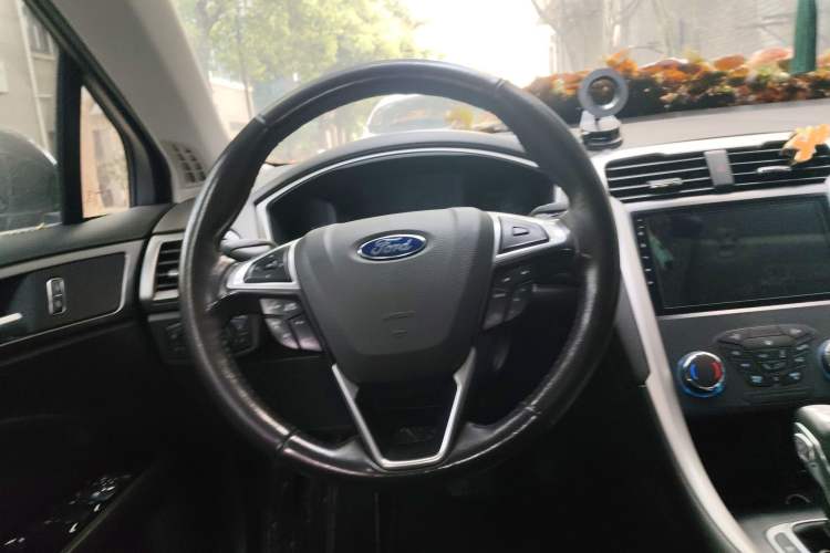 Used Ford Mondeo 2013 1.5L GTDi180 Fashion Edition Steering Wheel