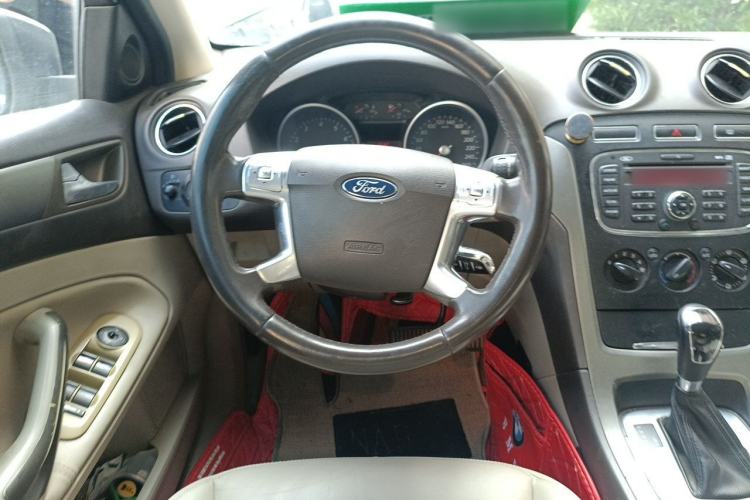 Used Ford Mondeo 2013 2.3L Fashion Edition Steering Wheel