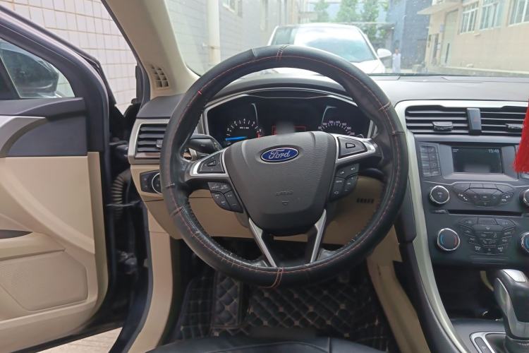 Used Ford Mondeo 2013 2.0L GTDi 200 Fashion Edition Steering Wheel
