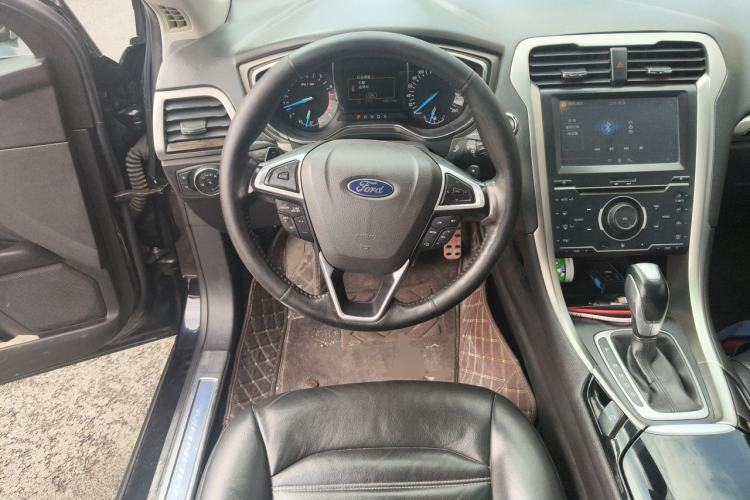 Used Ford Mondeo 2013 2.0L GTDi 200 Fashion Edition Steering Wheel