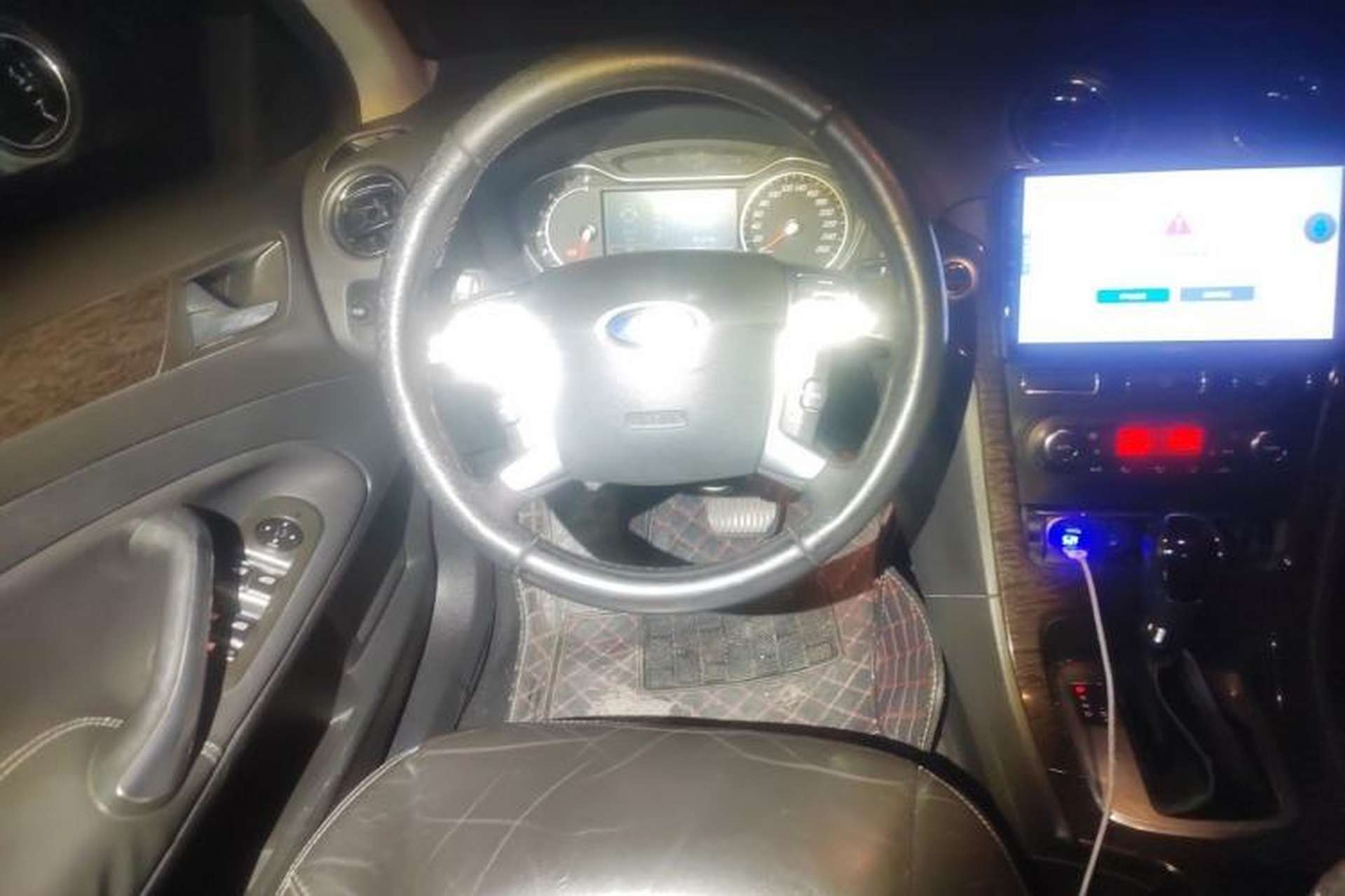 Used Ford Mondeo 2013 2.3L Luxury Model Steering Wheel