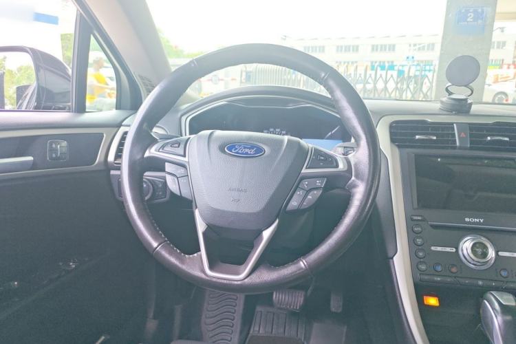 Used Ford Mondeo 2013 2.0L GTDi 200 Fashion Edition Steering Wheel