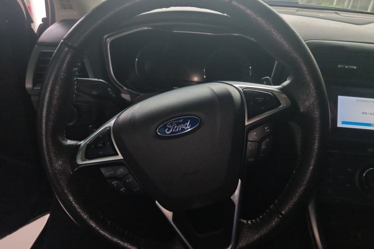 Used Ford Mondeo 2013 2.0L GTDi240 Luxury Sport Model Steering Wheel