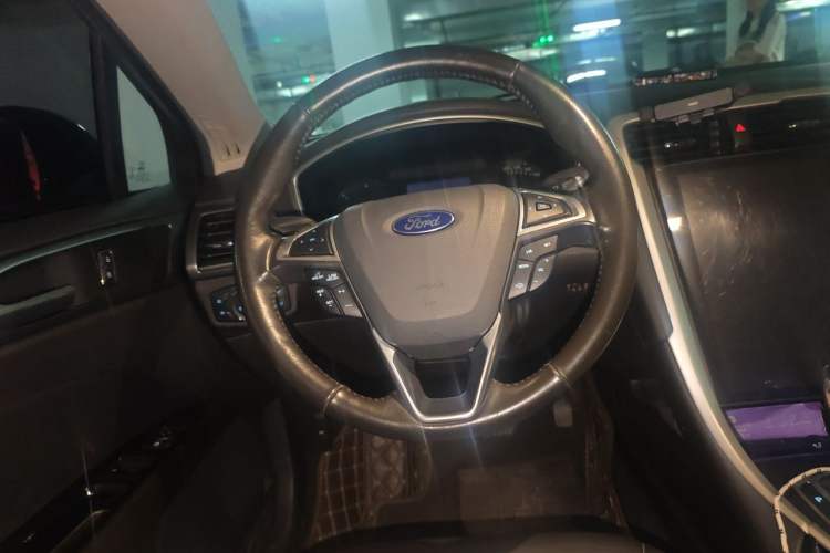 Used Ford Mondeo 2013 1.5L GTDi180 Fashion Edition Steering Wheel