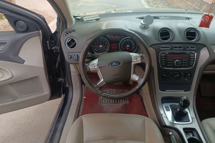 Used Ford Mondeo 2013 2.3L Fashion Edition Steering Wheel