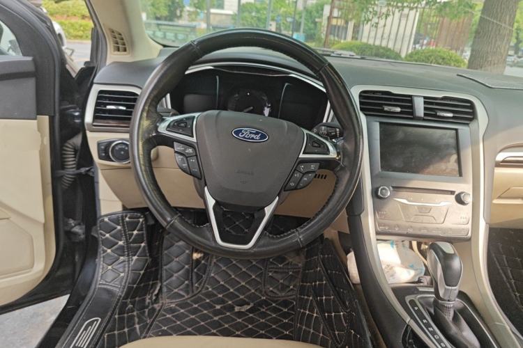 Used Ford Mondeo 2013 2.0L GTDi240 Ultimate Edition Steering Wheel