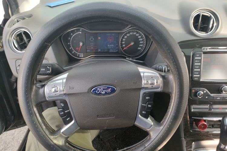 Used Ford Mondeo 2013 2.3L Luxury Model Steering Wheel