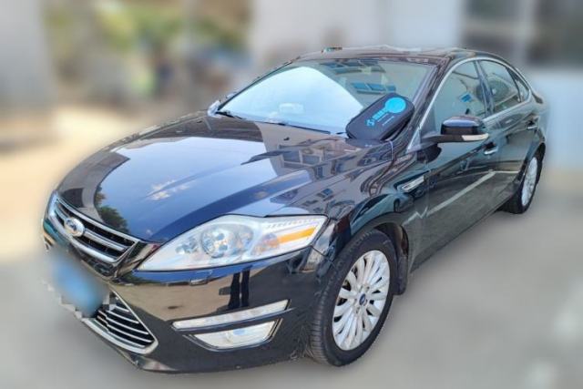 Ojetý Ford Mondeo 2013 2.3L Luxury Model