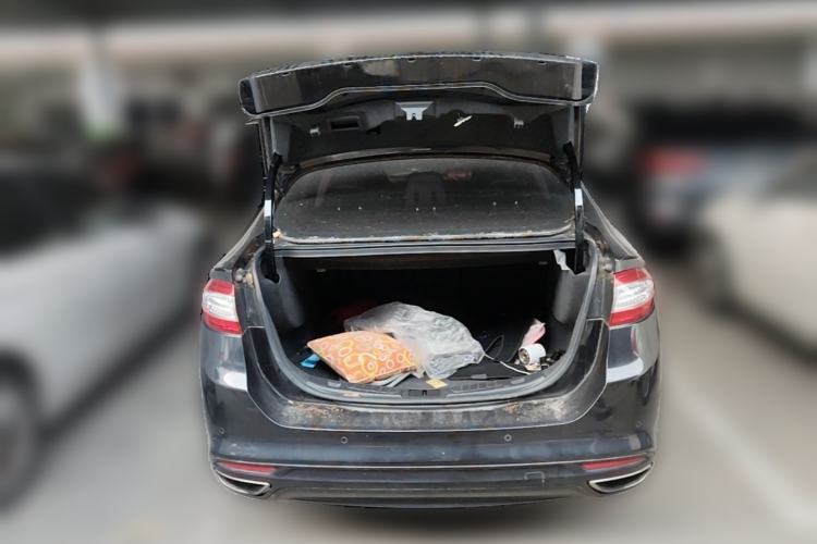 Used Ford Mondeo 2013 2.0L GTDi 200 Fashion Edition Trunk
