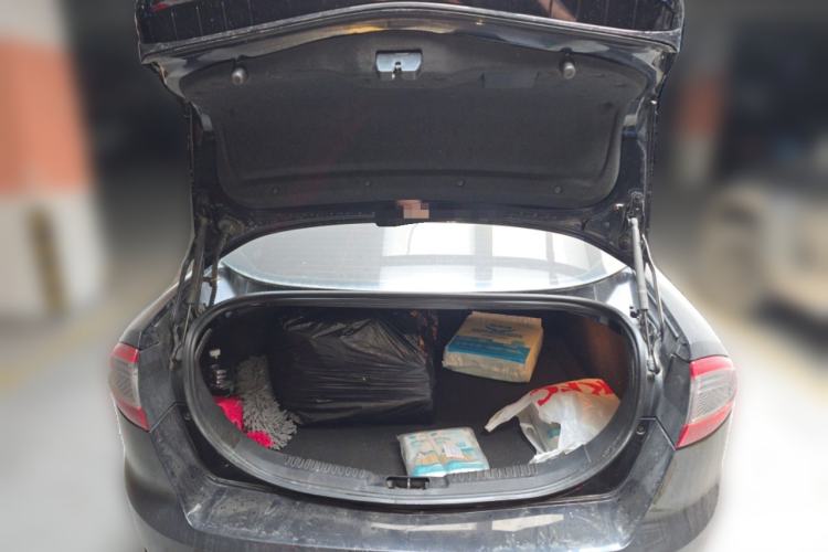 Used Ford Mondeo 2013 2.3L Luxury Model Trunk