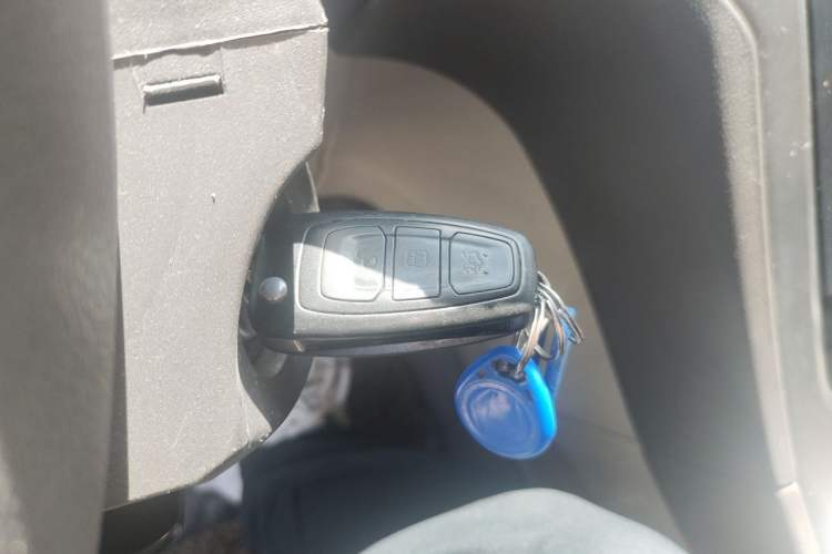 Used Ford Mondeo 2013 2.3L Fashion Edition Vehicle Key
