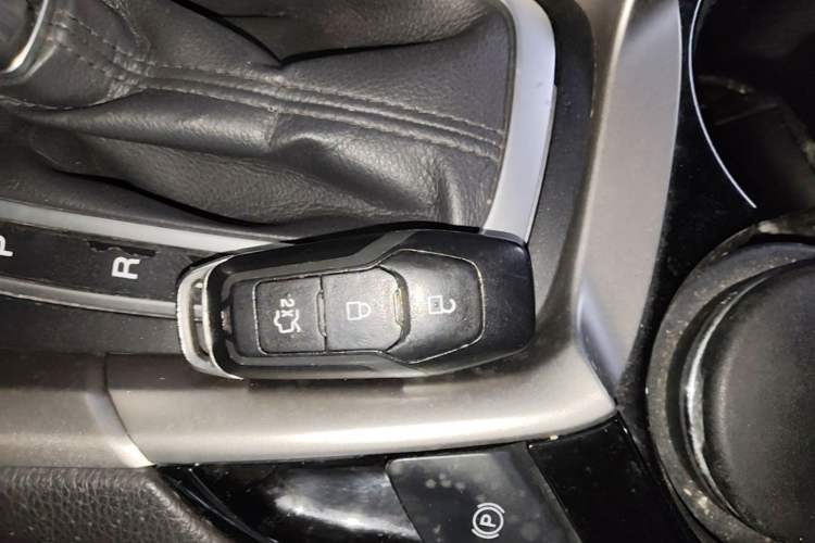 Used Ford Mondeo 2013 2.0L GTDi 200 Fashion Edition Vehicle Key