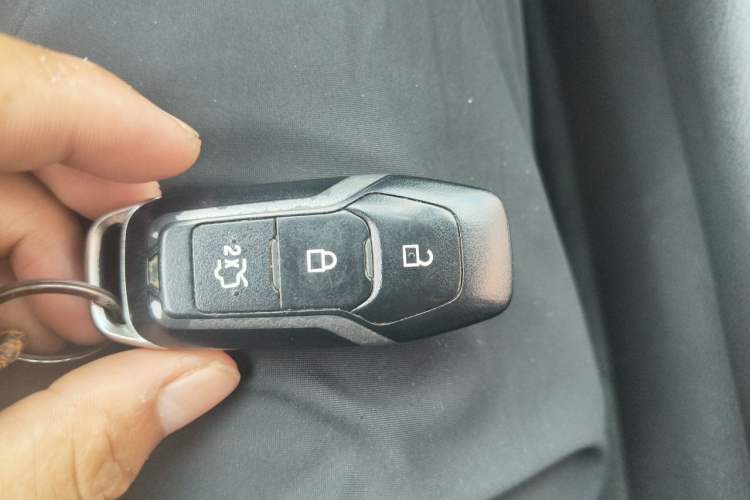 Used Ford Mondeo 2013 2.0L GTDi 200 Fashion Edition Vehicle Key