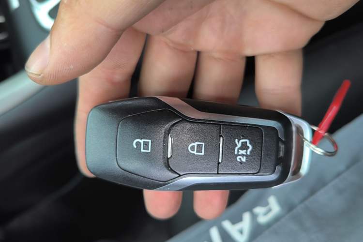 Used Ford Mondeo 2013 2.0L GTDi 200 Luxury Model Vehicle Key