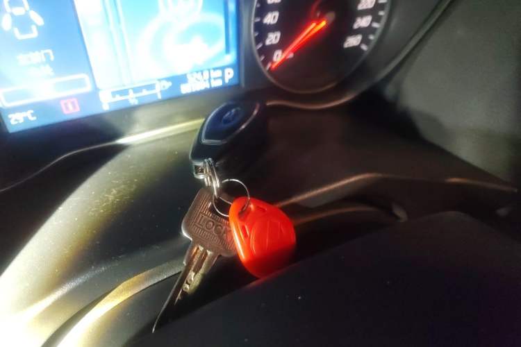 Used Ford Mondeo 2013 2.3L Luxury Model Vehicle Key