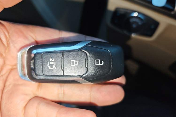 Used Ford Mondeo 2013 2.0L GTDi 200 Luxury Model Vehicle Key