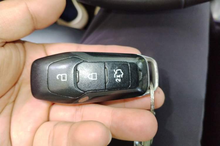 Used Ford Mondeo 2013 2.0L GTDi 200 Luxury Model Vehicle Key