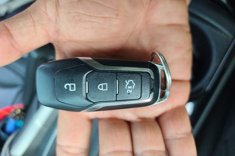 Used Ford Mondeo 2013 2.0L GTDi 200 Luxury Model Vehicle Key