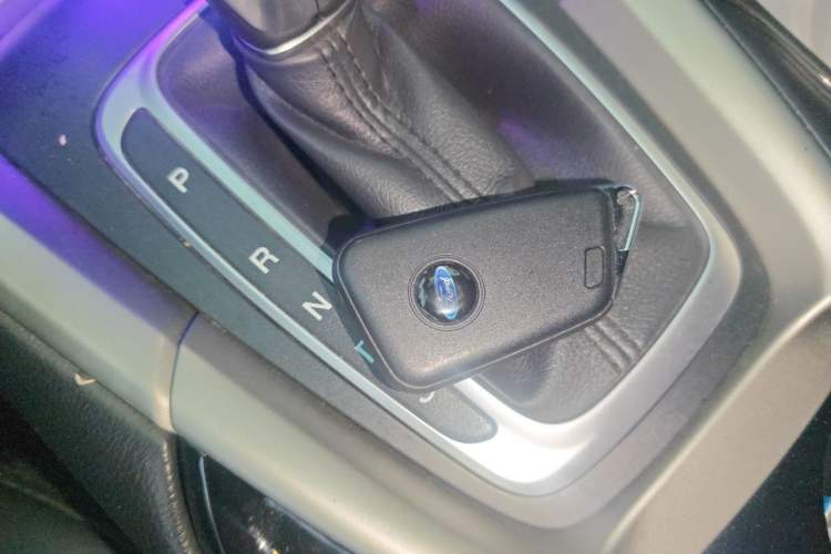 Used Ford Mondeo 2013 2.0L GTDi 200 Fashion Edition Vehicle Key